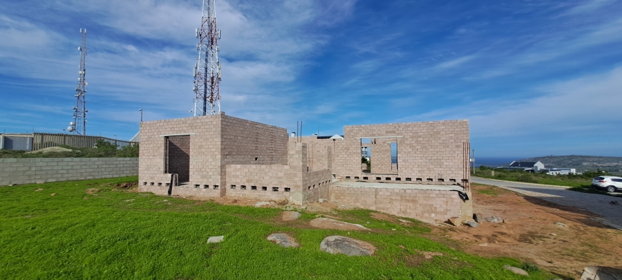 4 Bedroom Property for Sale in Hoogland Western Cape
